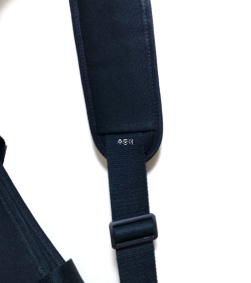 나이키 X 스투시 토트백, 넉넉한 수납과 가벼움 — 사진 6