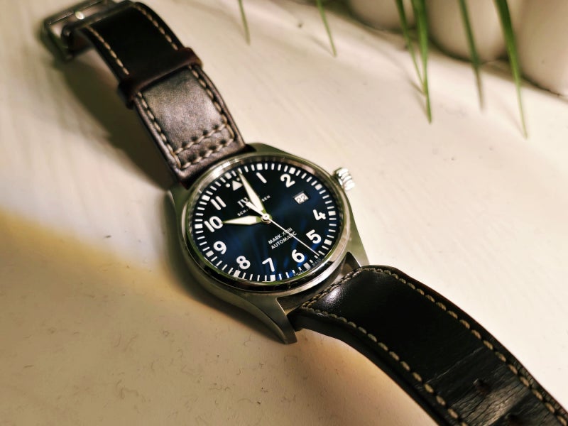 IWC 마크18 어린왕자 파일럿 워치: 손목 얇은 남성 예물시계 추천