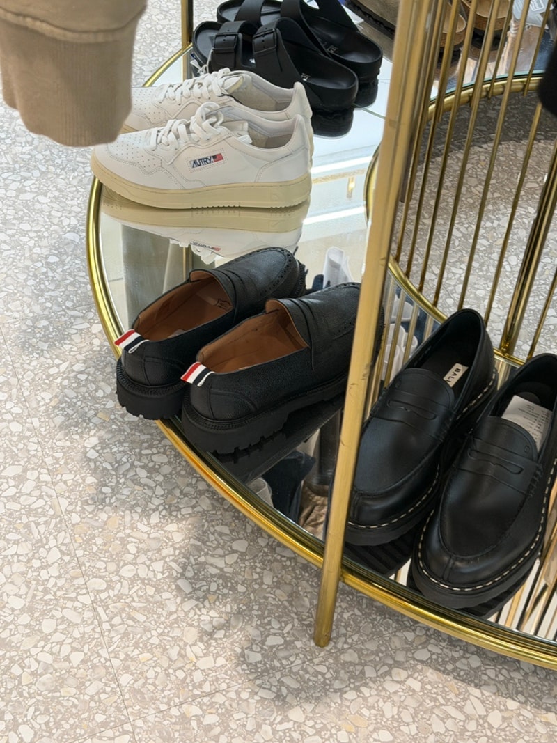 톰브라운 남자 구두, 발볼 넓어도 편한 착화감 후기 — 사진 5