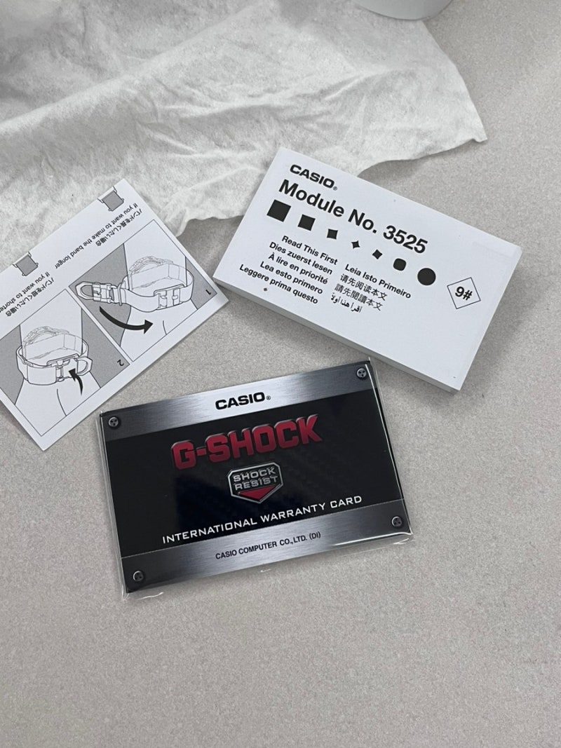 카시오 지샥 DW-5600MNC-1DR 블랙, 손목 얇은 편 후기 — 사진 7