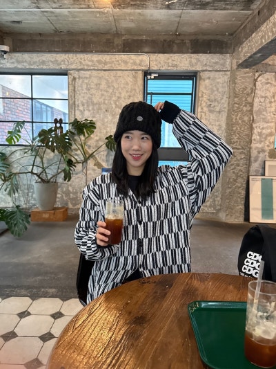 스투시 스컬캡 케이블 니트 블랙, 무난한 코디템 — 사진 5