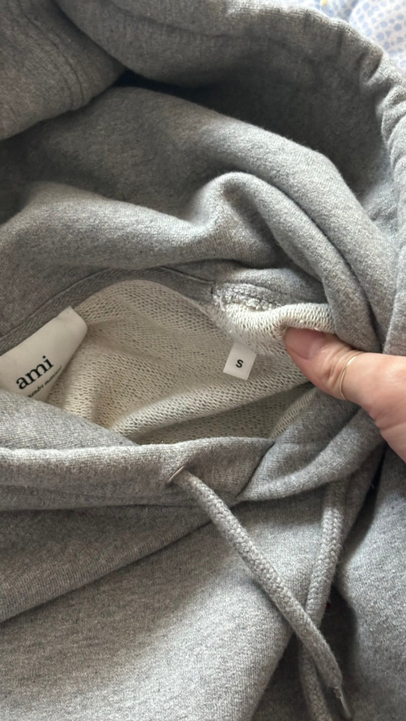 아미 맨투맨 후드티 스몰 사이즈 여자 코디 후기 — 사진 5