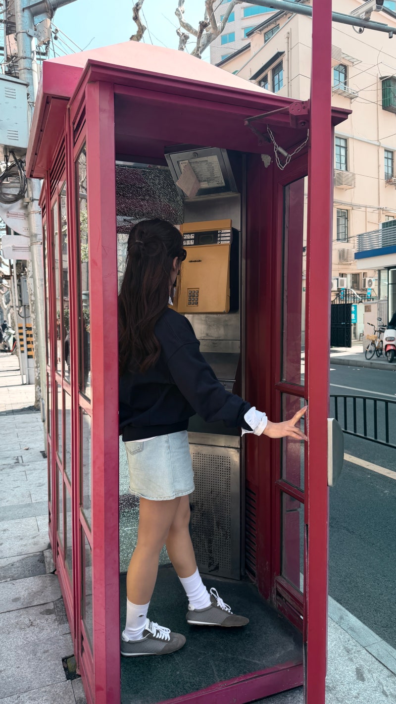 미우미우 스니커즈 구매 후기: 발볼 넓은 착용감 — 사진 6