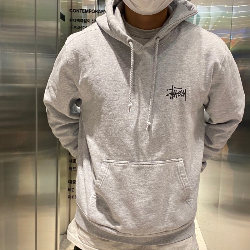 스투시 베이직 후드티 사이즈 및 2년 착용 후기 — 사진 2