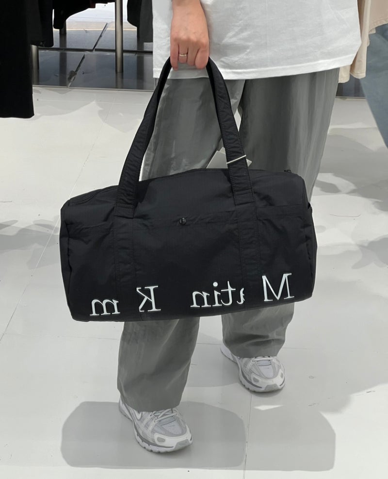 마뗑킴 토트백·크로스백: 심플한 로고와 가벼운 나일론 소재 후기 — 사진 5
